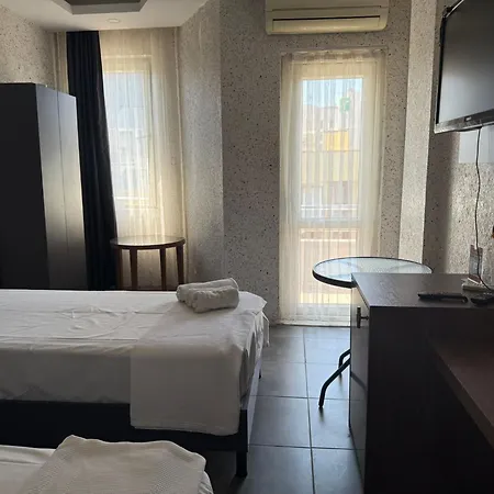 Hotel Luna *